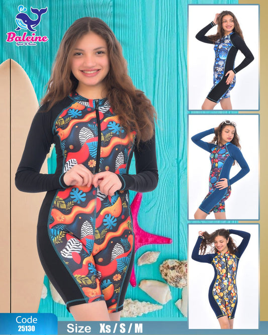 Swimsuit with sleeves and shorts small size